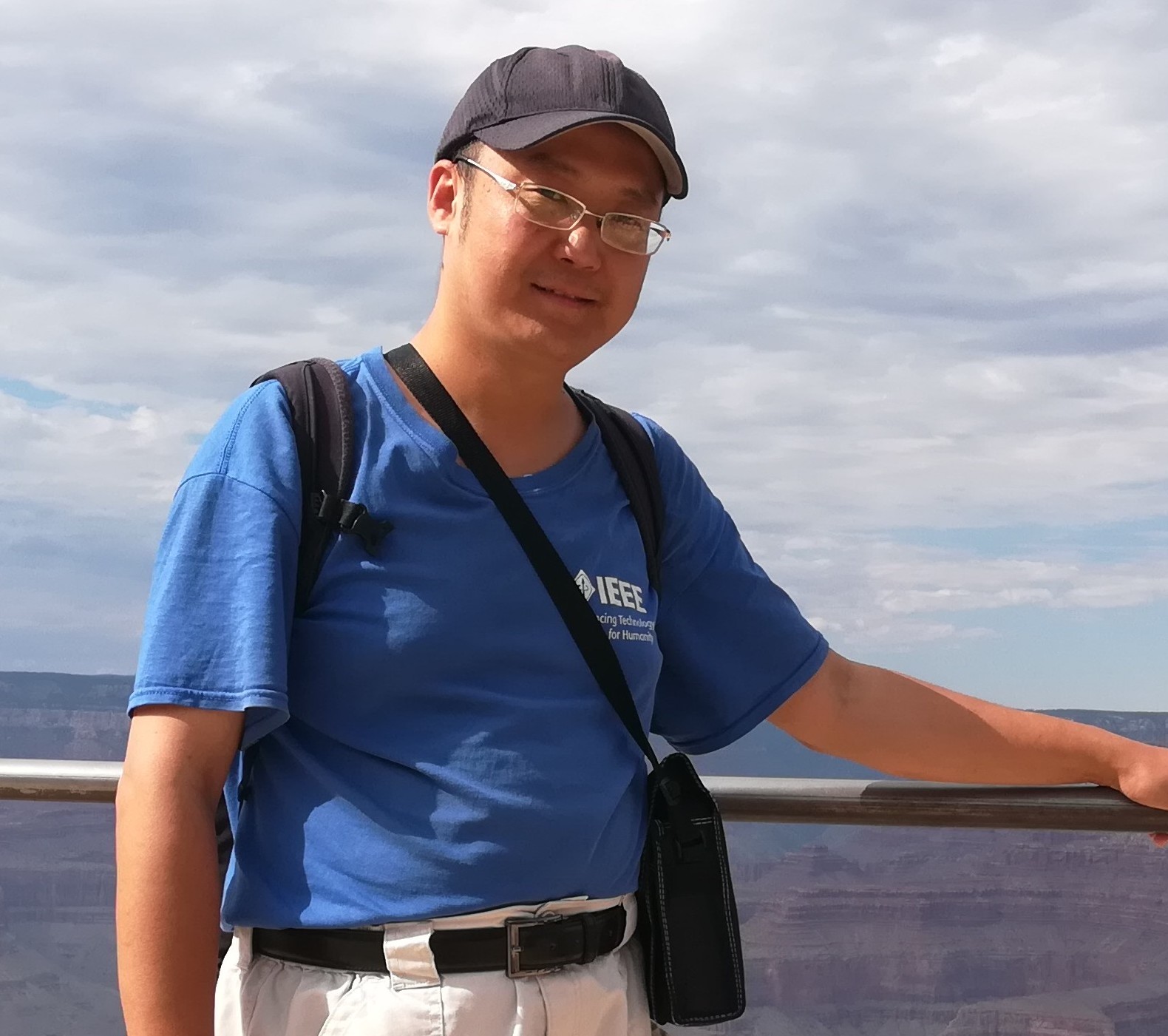 Yimin Chen